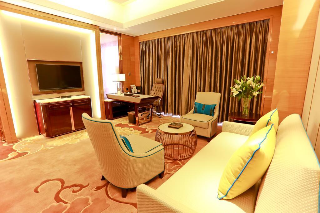 Jinjiang International Hotel Urumqi Room photo